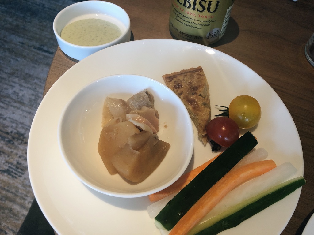 ウェスティン都ホテル京都　ラウンジ　ブログ　プラチナ　アフタヌーンティー　マリオットボンヴォイアメックス　紹介