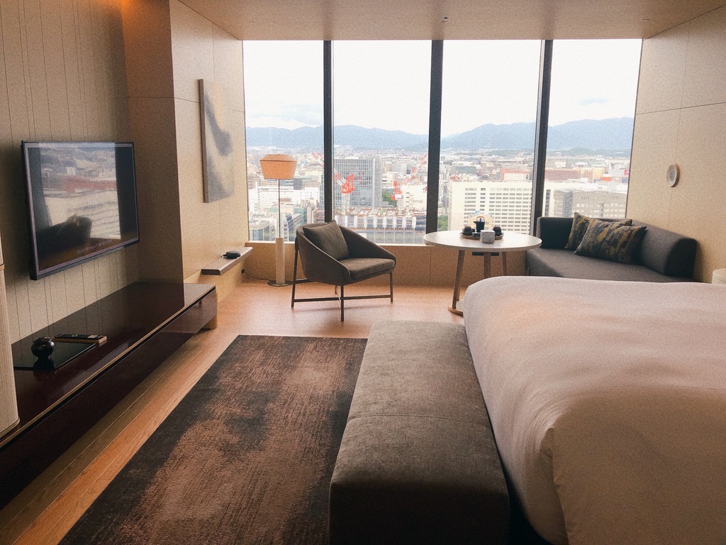 【リッツカールトン福岡宿泊記】お部屋・施設紹介☆ポイントで超お得!10万円越えの宿泊費をタダにする方法 18 リッツカールトン福岡 ポイント ブログ アクセス 宿泊記 部屋 アメニティ 料金 クラブレベル