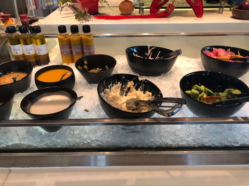 大阪マリオット都ホテル　ブログ　ジュニアスイート　子供添い寝無料　宿泊記　連休　格安　朝食　ラウンジ　あべのハルカス　プラチナ特典　　駐車場　マリオットボンヴォイアメックス紹介