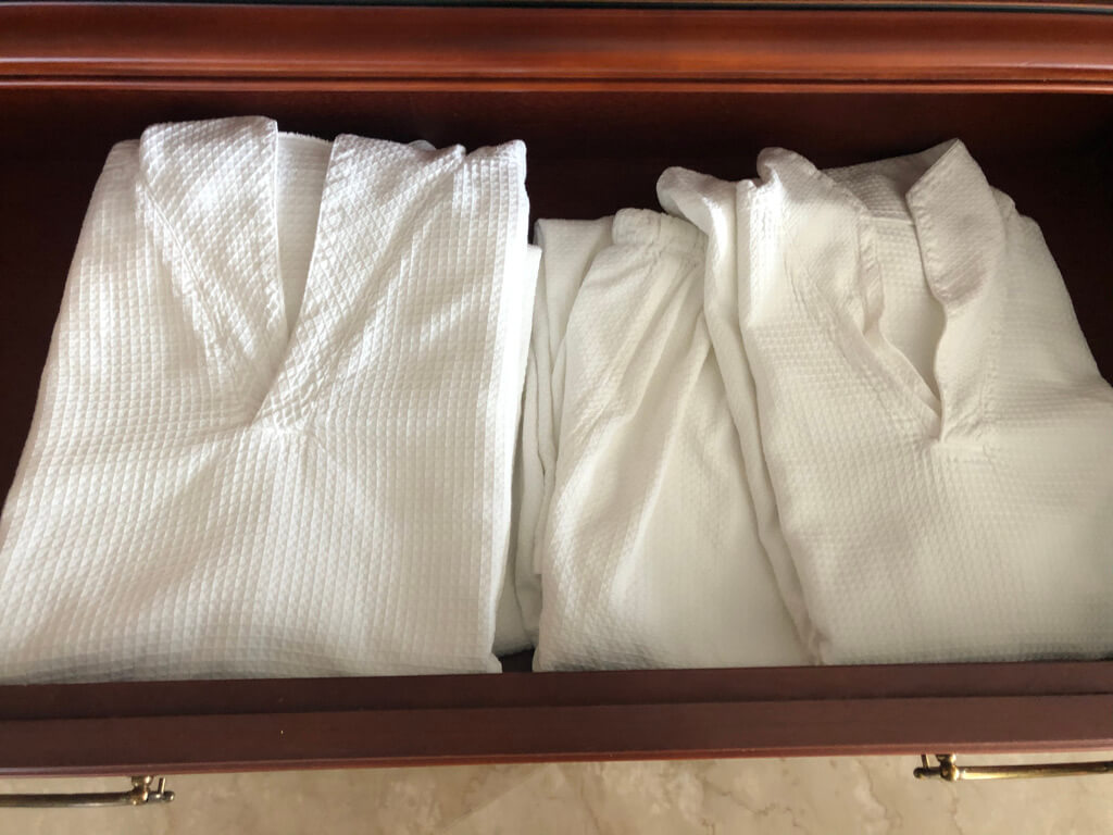 沖縄マリオット 宿泊記 パノラマオーシャンスイートプレミアム 部屋 館内施設 格安宿泊　プラチナ特典 SPGアメックス紹介　ジム　プール　スパ