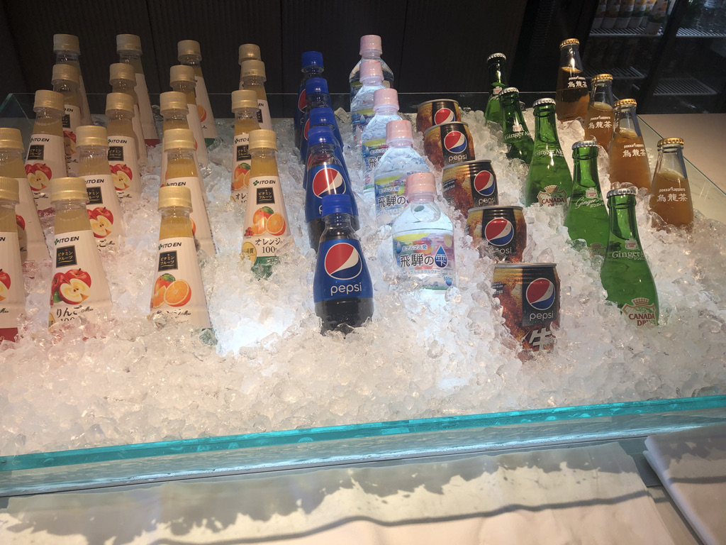 ウェスティン都ホテル京都　ラウンジ　ブログ　プラチナ　アフタヌーンティー　マリオットボンヴォイアメックス　紹介