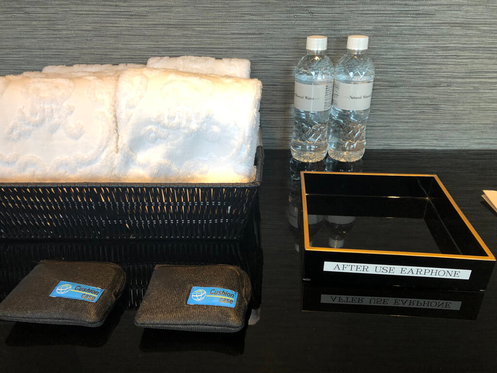 セントレジス大阪　ブログ　　宿泊記　子供添い寝　朝食　アクセス　駐車場　タイタニックオムレツ　プラチナ特典　バトラーサービス　マリオットボンヴォイアメックス　紹介　アメニティ