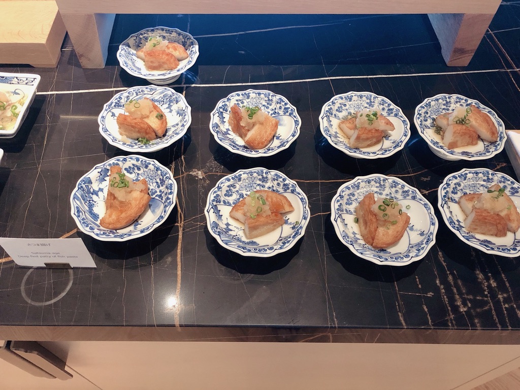 リッツカールトン福岡　クラブラウンジ　朝食　料金　アフタヌーンティ