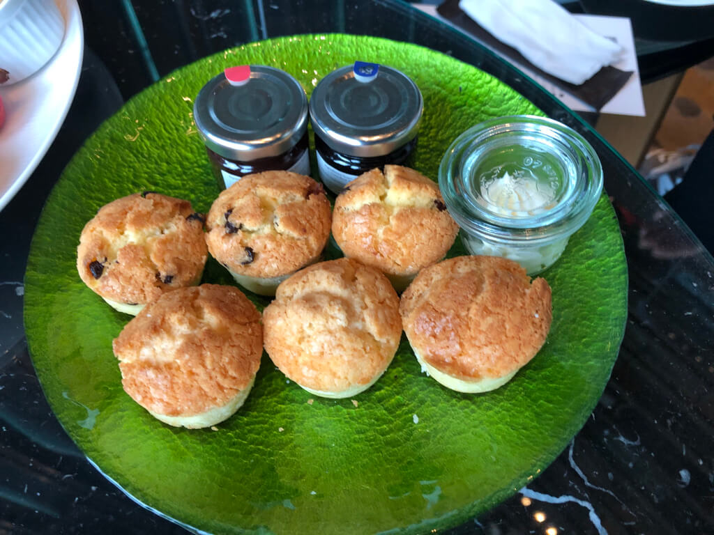 プリンスギャラリー紀尾井町　宿泊記　朝食　ジム　プール　温浴施設　プラチナ特典　SPGアメックス紹介　アフタヌーンティ