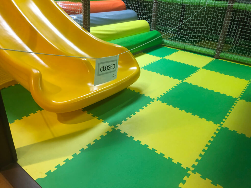 シェラトン沖縄サンマリーナリゾート　サウスタワー　宿泊記　プレミアムオーシャンツイン　フィットネスジム　大浴場　プール　サウナ　コンビニ　アメニティ