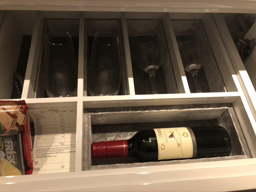 【東京マリオットホテル】デラックスツイン宿泊記☆繁忙期の宿泊はチェックインに要注意!泊まるなら心構えが必要。 9 東京マリオットホテル デラックスツイン 宿泊記 チェックイン 大行列 コロナ