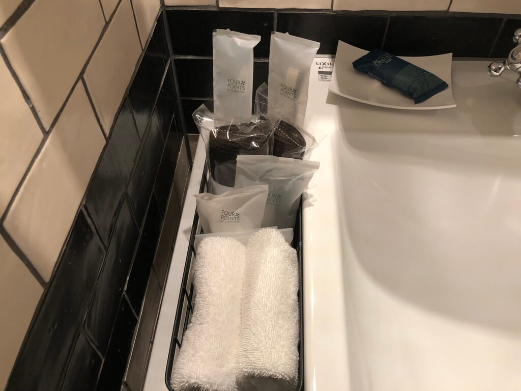 フォーポイントバイシェラトン名古屋中部国際空港　宿泊記　ブログ　プラチナ特典　朝食　駐車場　マリオットボンヴォイアメックス　紹介