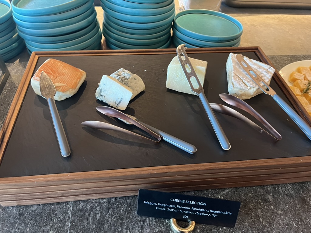 コンラッド名古屋　朝食　アフタヌーンティー