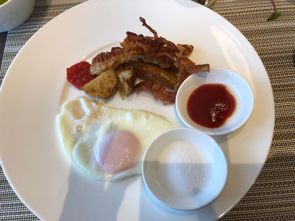 JWマリオット・ホテル奈良　宿泊記 ラウンジ　朝食　プール　フィットネスジム　子供添い寝　アクティビティ　駐車場料金　SPGアメックス　紹介　プラチナ特典