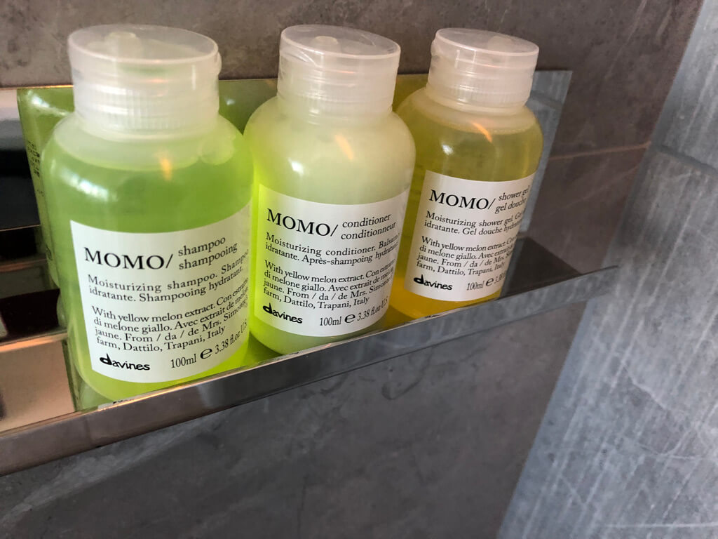 W大阪　マーベラススイート　子連れ　宿泊記 SPGアメックス紹介　朝食　プール　WETバー　サウナ　大浴場　フィットネスジム　駐車場　プラチナ特典　ルームサービス