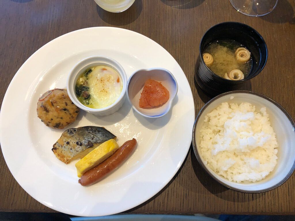 JWマリオット奈良　宿泊記　ラウンジ　アクセス　スイート　朝食　ゴールド　プラチナ特典　無料宿泊　子連れ　マリオットボンヴォイアメックス紹介　ブログ