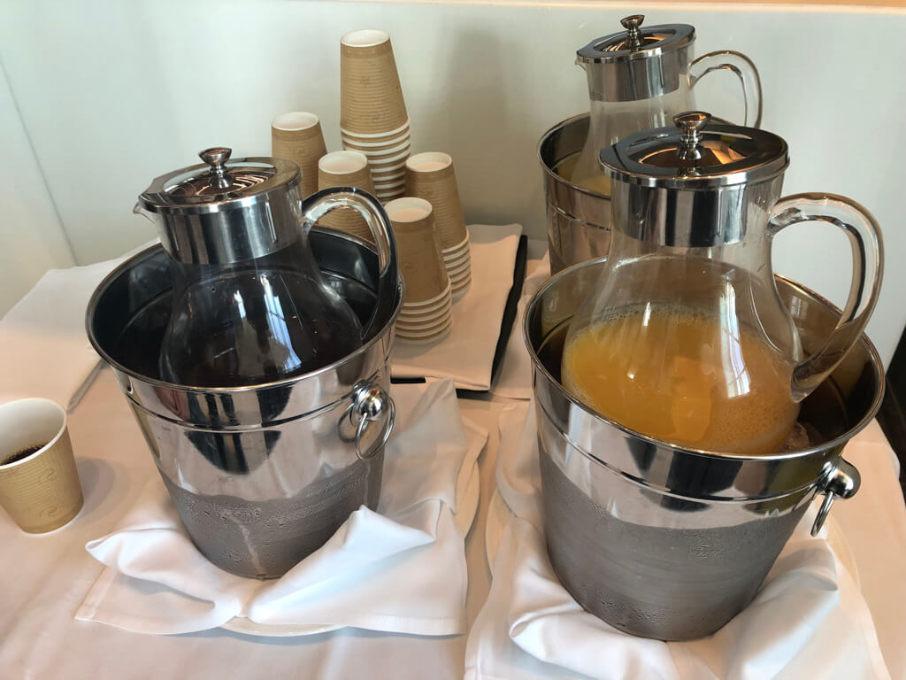 大阪マリオット都ホテル　ブログ　ジュニアスイート　子供添い寝無料　宿泊記　連休　格安　朝食　ラウンジ　あべのハルカス　プラチナ特典　　駐車場　マリオットボンヴォイアメックス紹介