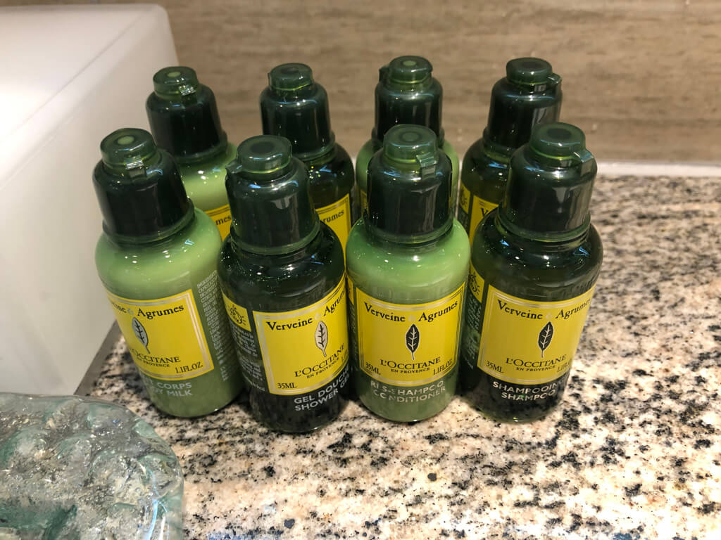 ルネッサンスリゾートオキナワ　子連れ　宿泊記　デラックスツイン　アメニティ