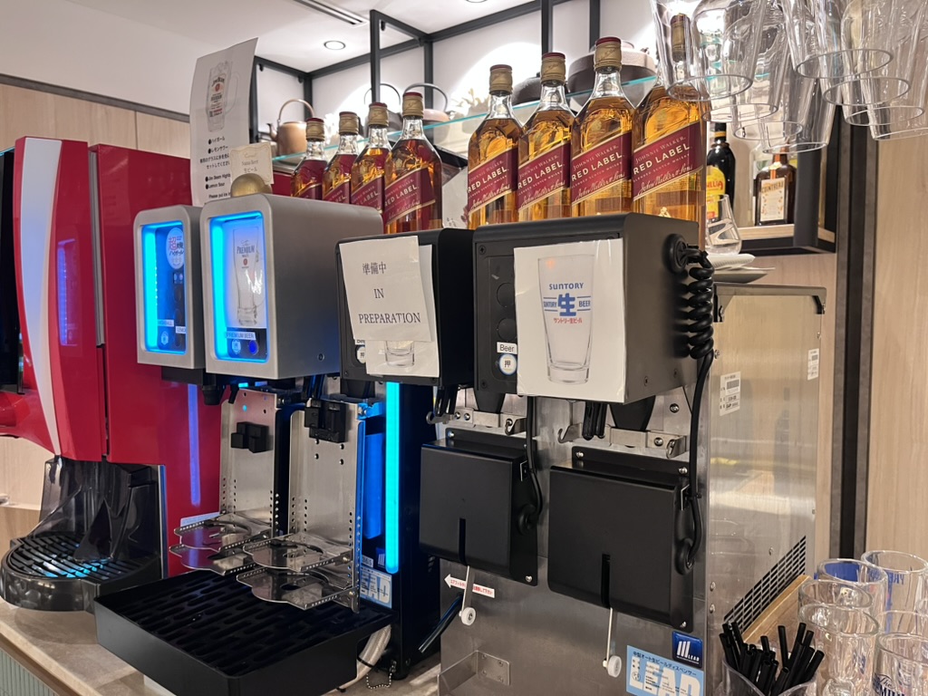 フィンエア　ay80便　評判　最悪　セントレア　プライオリティパス　ラウンジ