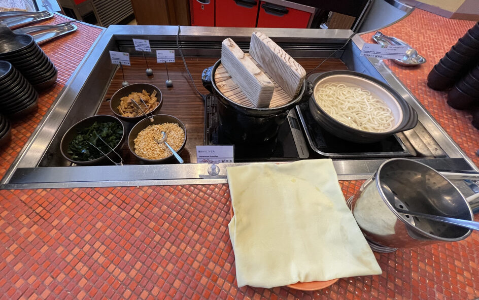 シェラトングランデ東京ベイ　朝食　値段　おすすめ　口コミ　　ガレリアカフェ　グランカフェ　トスティーナ　マリオットボンヴォイアメックス紹介