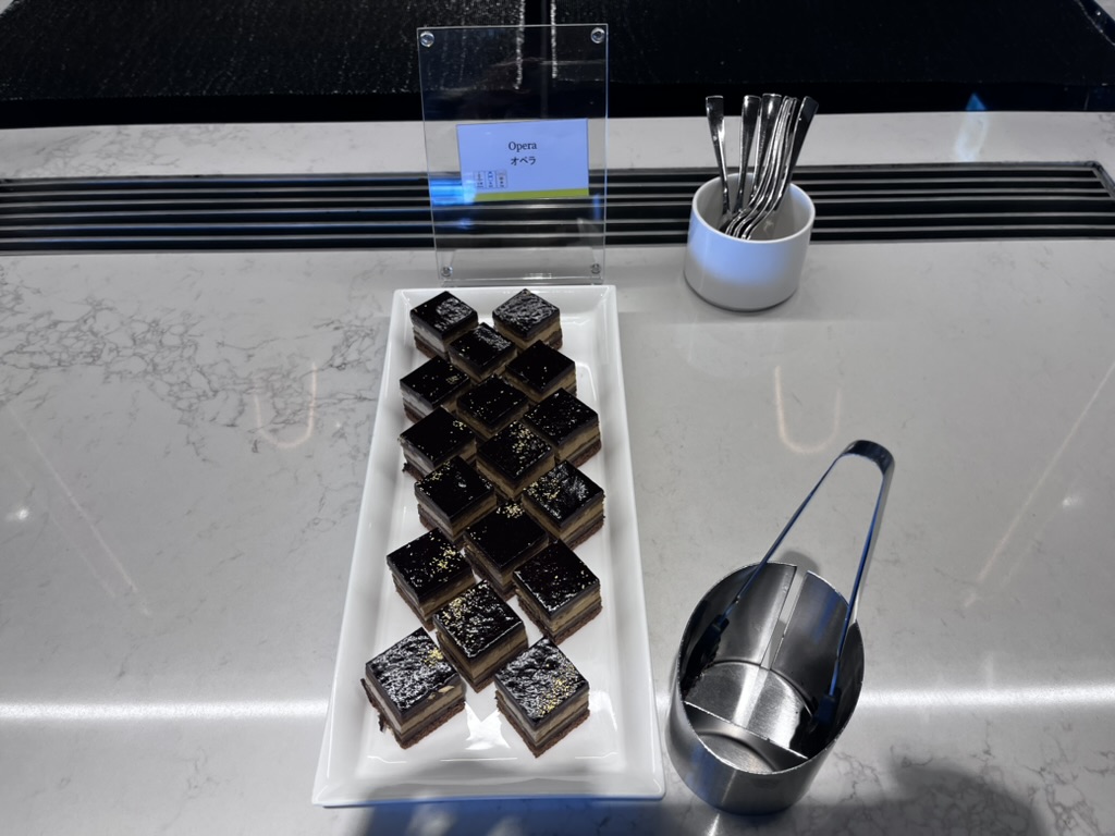 ウェスティン都ホテル京都クラブラウンジ　時間　メニュー　ブログ