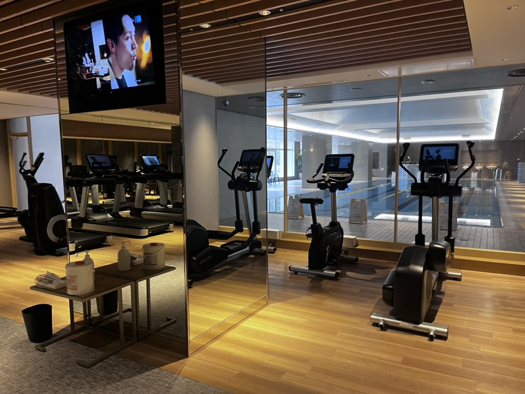 ウェスティン都ホテル京都スイート宿泊記★大人の高級アミューズメントホテルと言ったらココでしょ!な大好きなホテル 45 ウェスティン京都 プラチナ プール ジム 温泉 大浴場