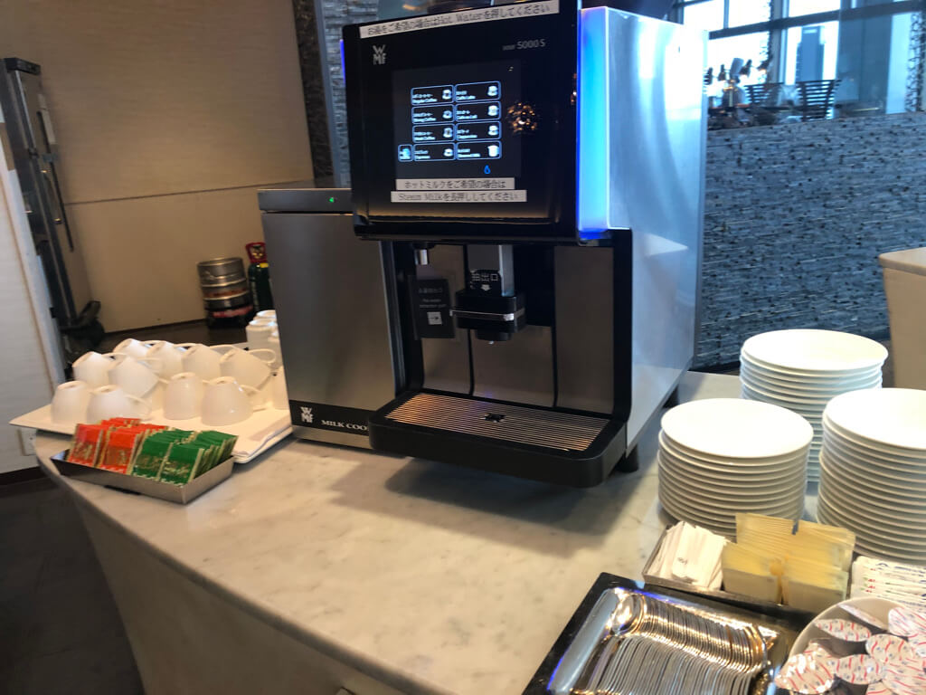 名古屋マリオットアソシアホテルデラックス スイート 宿泊記 朝食 コンシェルジュ ラウンジ フィットネスジム プール spgアメックス 紹介 プラチナ特典