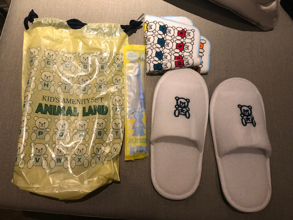 大阪マリオット都ホテル　ブログ　ジュニアスイート　子供添い寝無料　宿泊記　連休　格安　朝食　ラウンジ　あべのハルカス　プラチナ特典　　駐車場　マリオットボンヴォイアメックス紹介