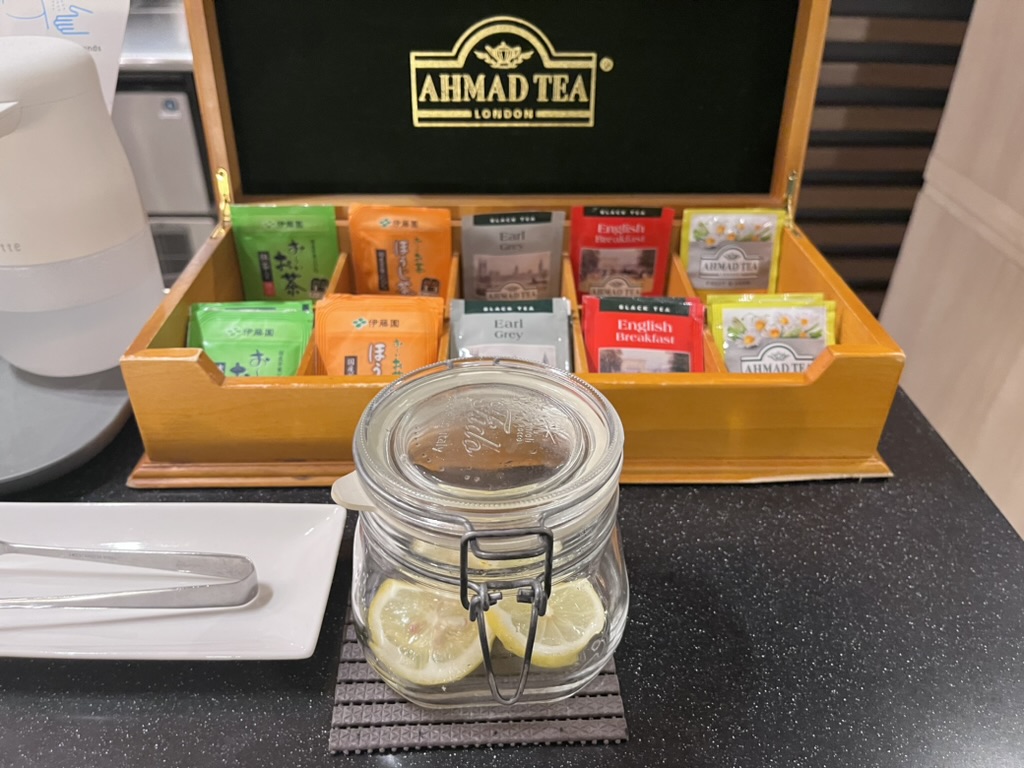 フィンエア　ay80便　評判　最悪　セントレア　プライオリティパス　ラウンジ