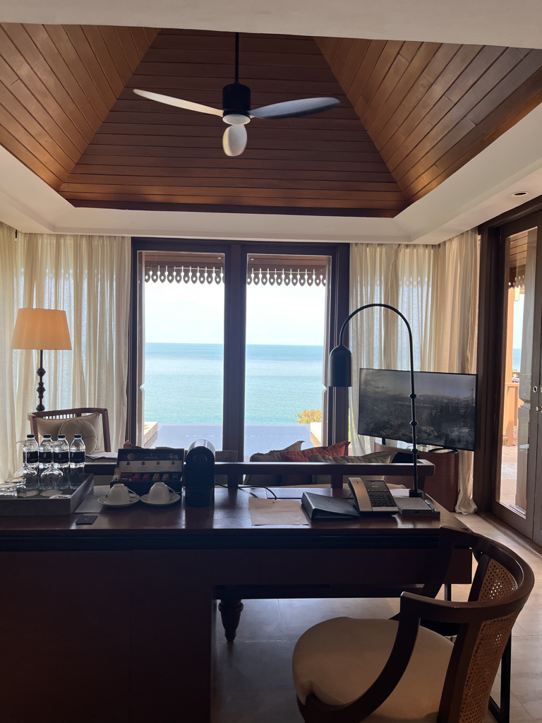 リッツカールトンサムイ　　　宿泊記　ブログ　プラチナ特典　シャトルバス