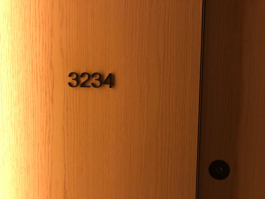 東京エディション虎ノ門　スイート　宿泊記　ブログ　アクセス　朝食　プール　ジム　マリオット特典　マリオットボンヴォイアメックス　紹介