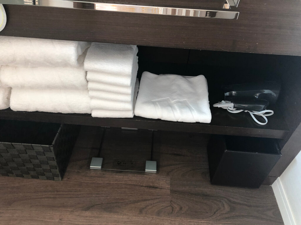 大阪マリオット都ホテル　ブログ　ジュニアスイート　子供添い寝無料　宿泊記　連休　格安　朝食　ラウンジ　あべのハルカス　プラチナ特典　　駐車場　マリオットボンヴォイアメックス紹介