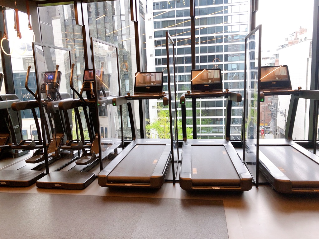 w大阪　ホテル　宿泊記　大浴場　駐車場　プール　読み方　プラチナ特典　マリオットボンヴォイアメックス紹介