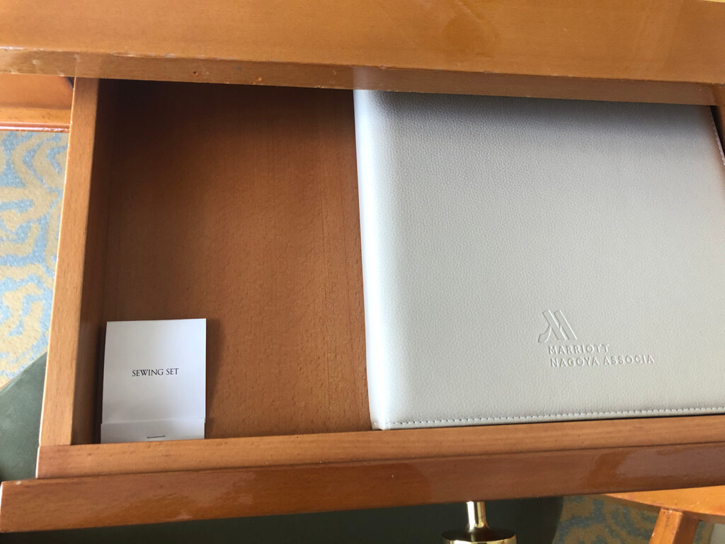 名古屋マリオットアソシアホテルデラックス　スイート　宿泊記　朝食　コンシェルジュ　ラウンジ　　フィットネスジム　プール　spgアメックス　紹介　プラチナ特典