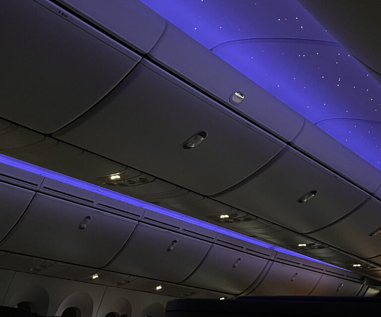 バンコク　サムイ島　旅行　飛行機　アクセス　ビジネス　おすすめ　お土産