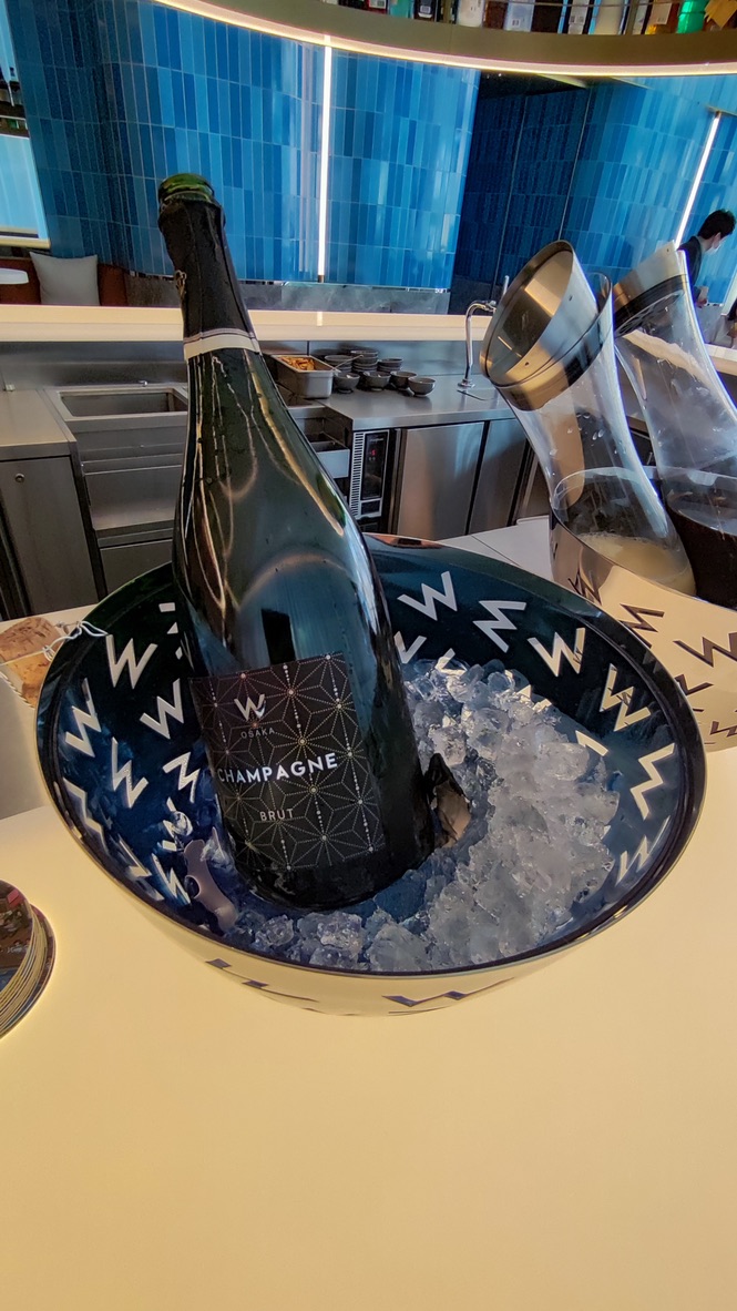 w大阪　ホテル　宿泊記　大浴場　駐車場　プール　読み方　プラチナ特典　マリオットボンヴォイアメックス紹介