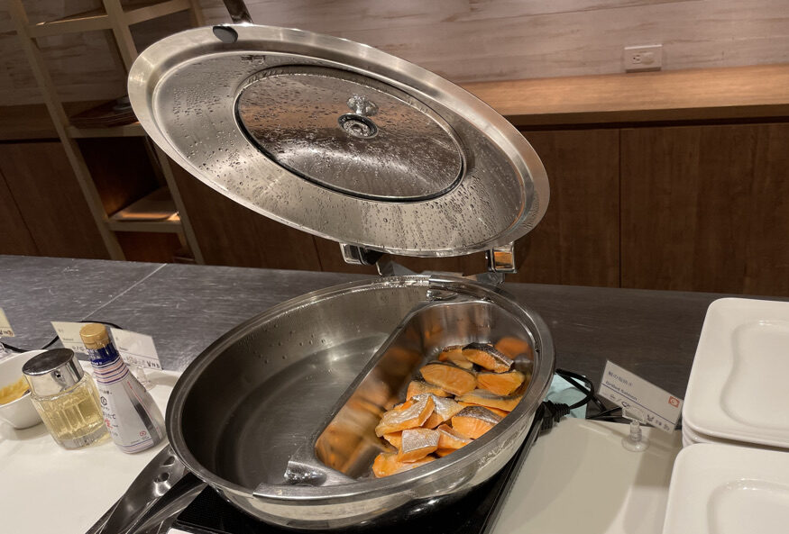 シェラトングランデ東京ベイ　朝食　値段　おすすめ　口コミ　　ガレリアカフェ　グランカフェ　トスティーナ　マリオットボンヴォイアメックス紹介