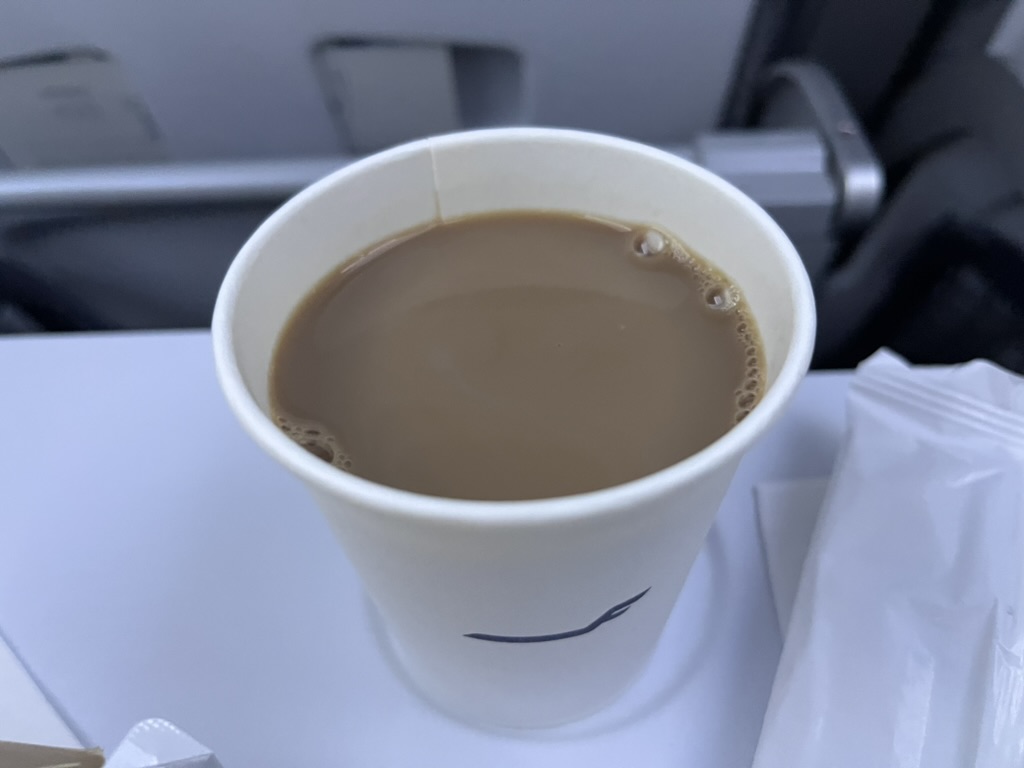 フィンエア　ay80便　評判　最悪　セントレア　プライオリティパス　ラウンジ