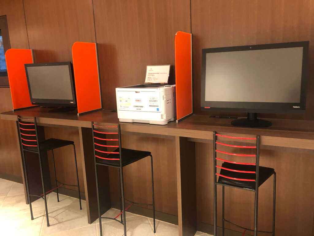 シェラトン沖縄サンマリーナリゾート　サウスタワー　宿泊記　プレミアムオーシャンツイン　フィットネスジム　大浴場　プール　サウナ　コンビニ　アメニティ