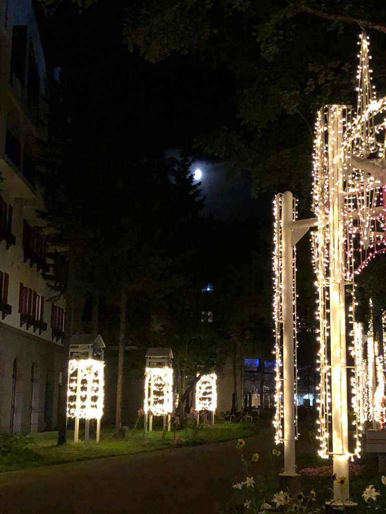 ウェスティンルスツ子連れ宿泊記☆遊び尽くせるコンプリホテルで札幌、積丹、余市観光にも重宝!5連泊で超お得になる方法とは? 297 ウェスティンルスツ 宿泊記 ブログ 子連れ添い寝無料 朝食 ラウンジ アクティビティ 花火 マリオットボンヴォイアメックス紹介 プラチナ特典 温泉