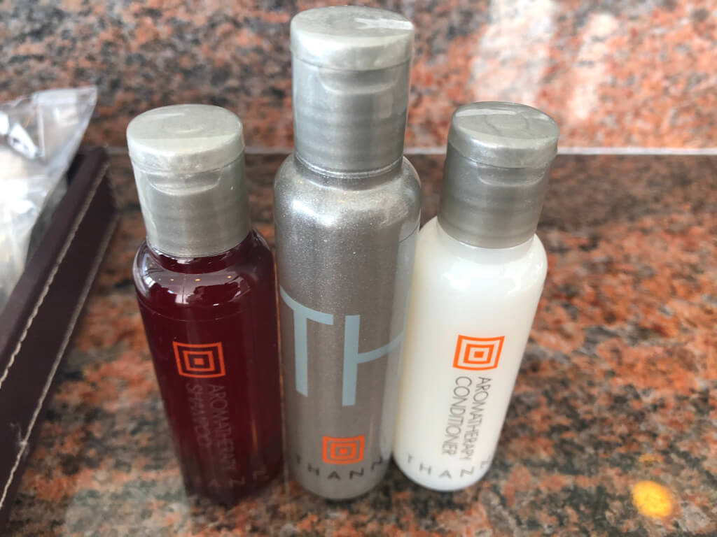 沖縄マリオット 宿泊記 パノラマオーシャンスイートプレミアム 部屋 館内施設 格安宿泊　プラチナ特典 SPGアメックス紹介　ジム　プール　スパ