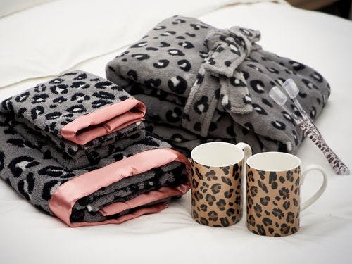 コートヤード・バイ・マリオット大阪本町　宿泊記　朝食　ハッピーアワー　カクテルタイム　アップグレード　プラチナ特典　エコキャンペーン　SPGアメックス　紹介