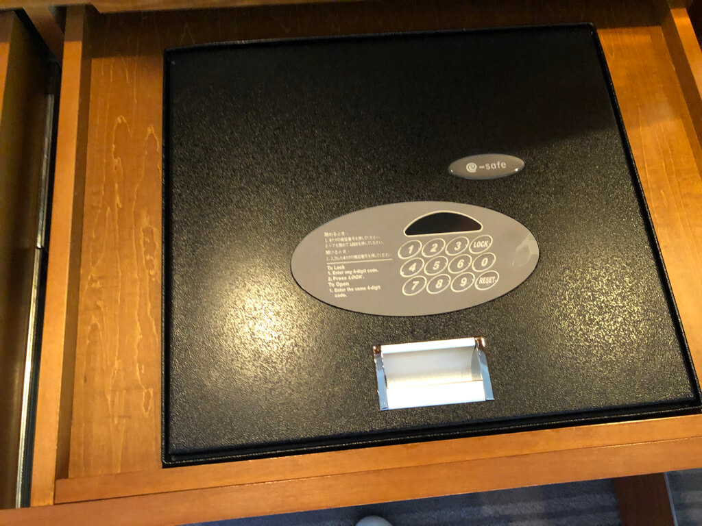 リッツカールトン東京　宿泊記　子連れ　添い寝　クラブラウンジ　朝食　アクセス　プラチナ特典　SPGアメックス紹介