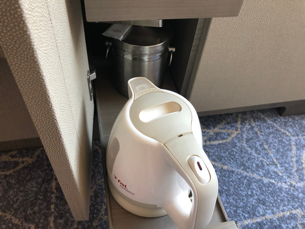 名古屋マリオットアソシアホテル　デラックスダブル　スタンダードダブル　子連れ　宿泊記　朝食　エリートラウンジ　　フィットネスジム　プール　SPGアメックス　紹介　プラチナ特典　ゴールド特典