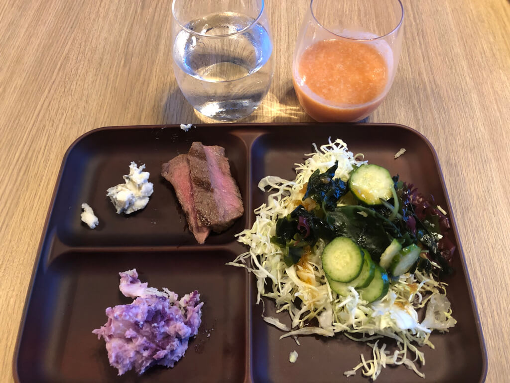 【オキナワマリオット リゾート&スパ】朝食ブッフェはステーキ、マリオットバーガー、ブルーシールアイスが食べられる〜!! 22 オキナワマリオット リゾート&スパ 沖縄マリオット 朝食 価格 プラチナ特典 SPGアメックス紹介