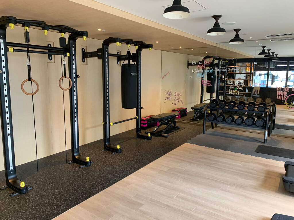 モクシー大阪梅田　フィットネスジム
