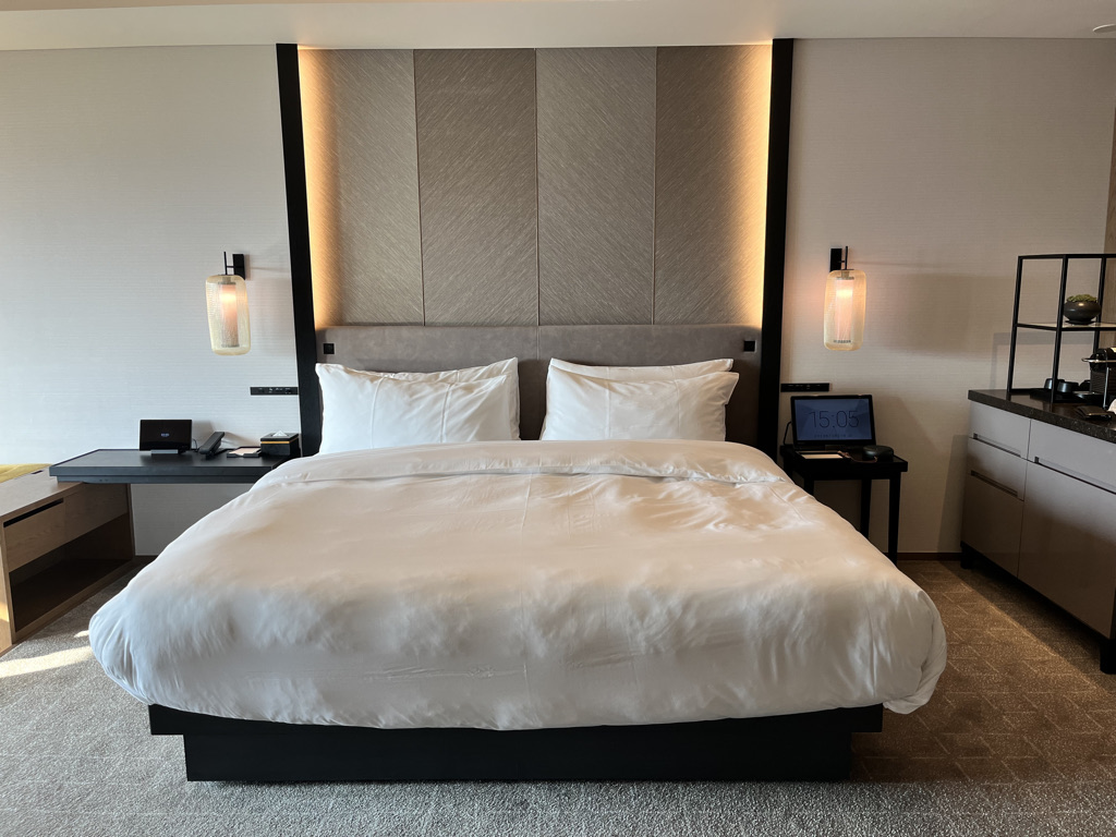 TIAD ティアド　宿泊記　プール　ラウンジ　部屋　ブログ　プラチナ特典