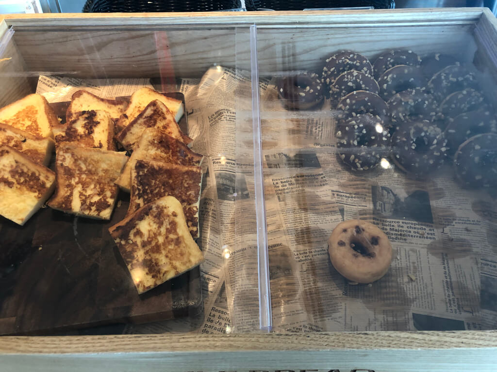 大阪マリオット都ホテル　ブログ　ジュニアスイート　子供添い寝無料　宿泊記　連休　格安　朝食　ラウンジ　あべのハルカス　プラチナ特典　　駐車場　マリオットボンヴォイアメックス紹介