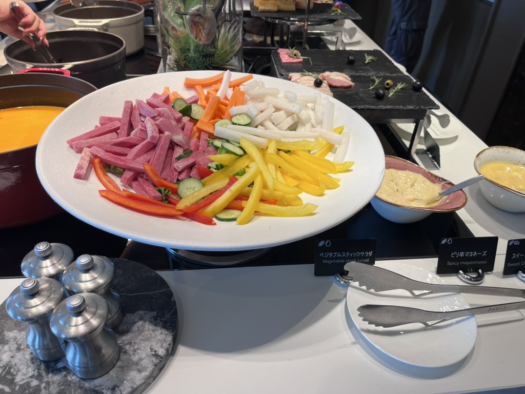 ヒルトン広島　エグゼクティブラウンジ　利用できる条件　服装