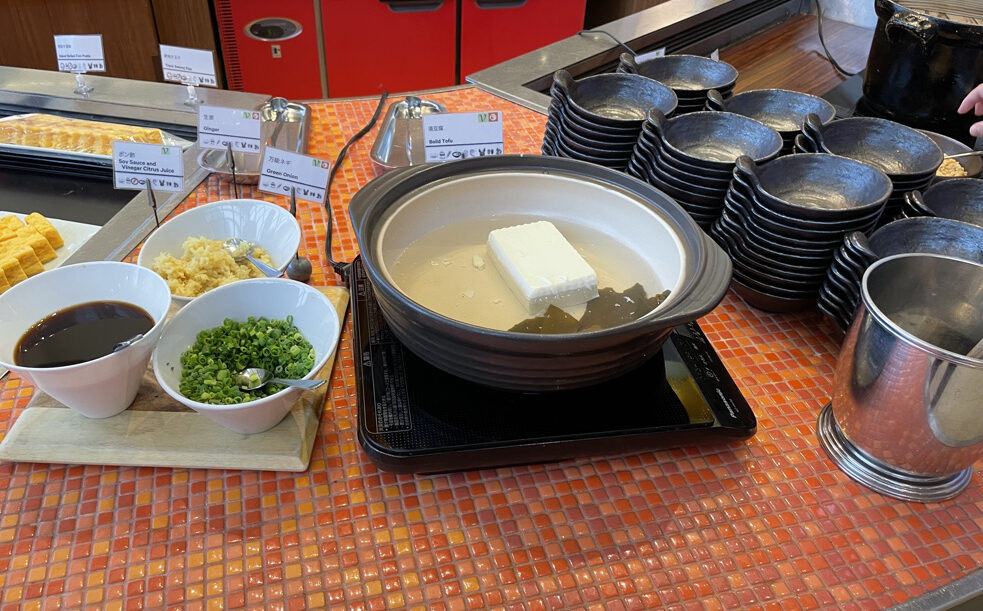 シェラトングランデ東京ベイ　朝食　値段　おすすめ　口コミ　　ガレリアカフェ　グランカフェ　トスティーナ　マリオットボンヴォイアメックス紹介