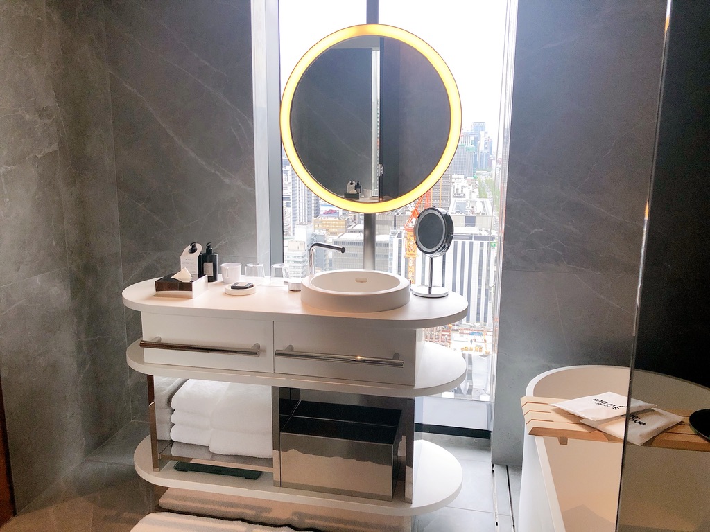 w大阪　ホテル　宿泊記　大浴場　駐車場　プール　読み方　プラチナ特典　マリオットボンヴォイアメックス紹介