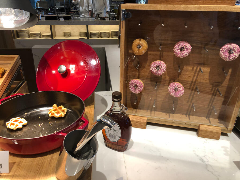 コートヤード・バイ・マリオット名古屋　宿泊記 ブログ　開業日　朝食　コインランドリー　フィットネスジム　ラウンジ　プラチナ特典　マリオットボンヴォイアメックスプレミアム紹介　アクセス