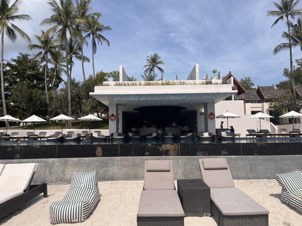 リッツカールトンサムイ　　　宿泊記　ブログ　プラチナ特典　プール