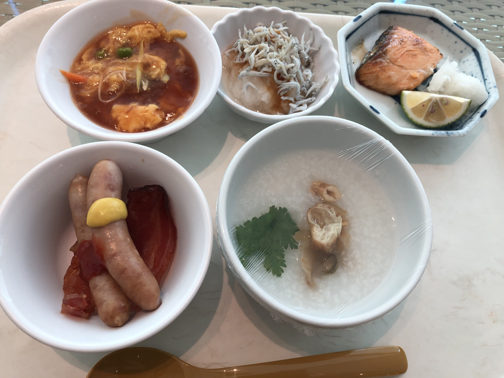 杉乃井ホテル　ブログ　宿泊記　朝食　夕食　バイキング　プール　温泉　アクアガーデン　コインランドリー　口コミ　大浴場　格安　激安　本館