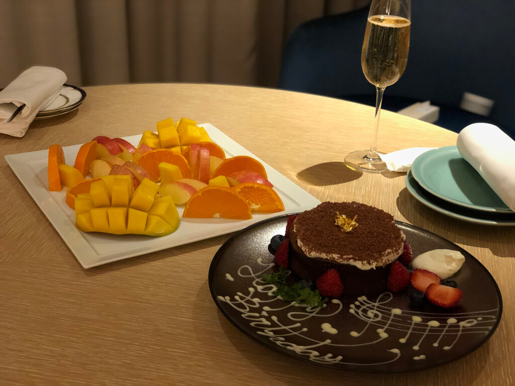 翠嵐ラグジュアリーコレクションホテル京都　記念日　宿泊記　ブログ　駐車場　朝食　プラチナ特典　人力車　シャンパンディライト　嵐山温泉　SPGアメックス　紹介